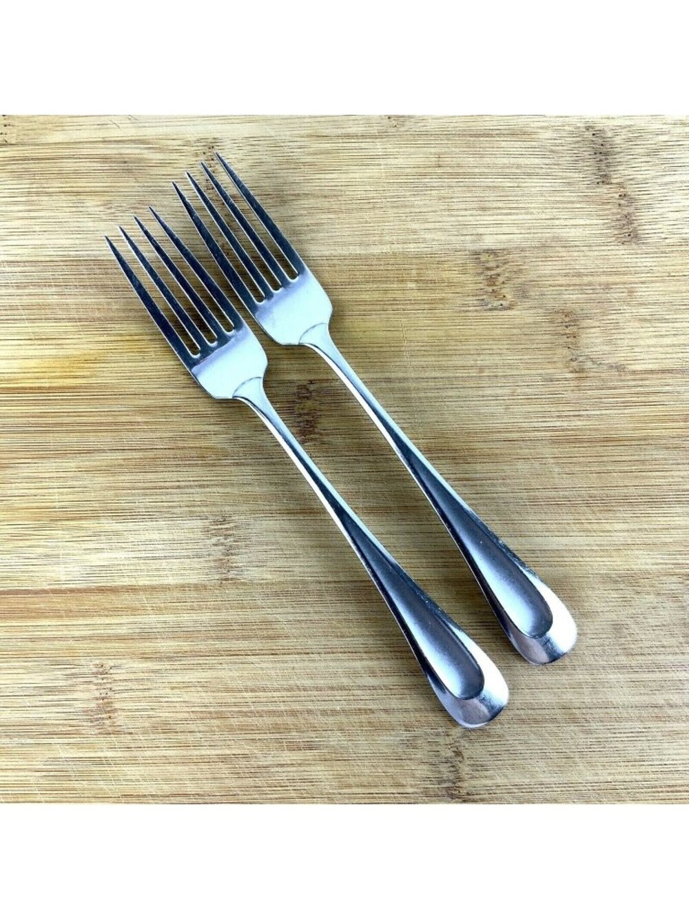 Oneida Satin Sand Dune 7.5 inch Stainless Steel Dinner Forks Set Of 2
